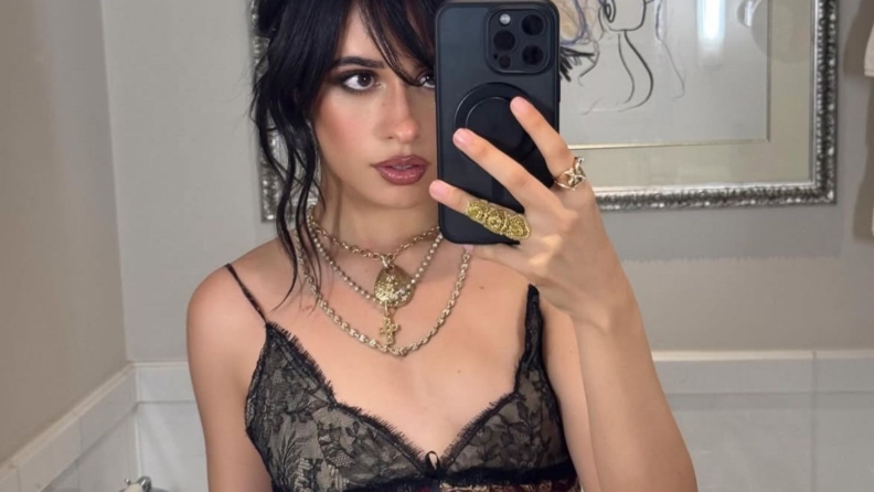 Balık burcu kadını için stil önerileri