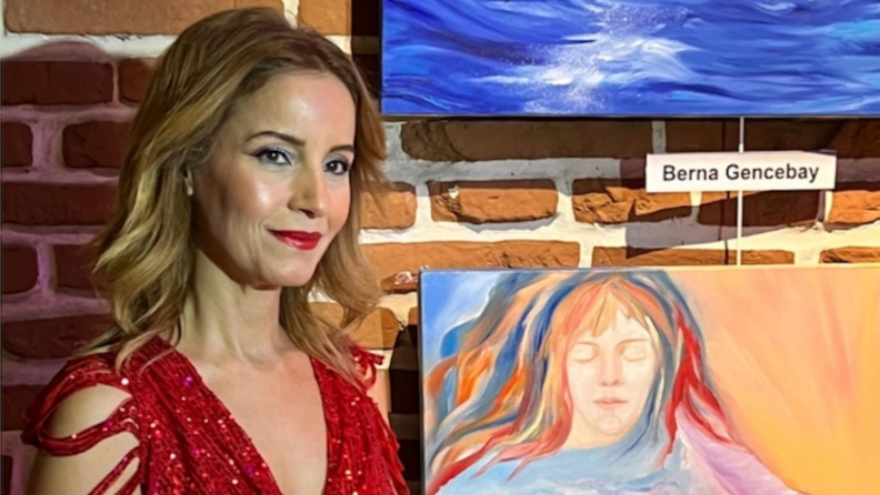 Berna Gencebay, iki yağlı boya tablosuyla LEGENDS OF İSTANBUL’da yer aldı