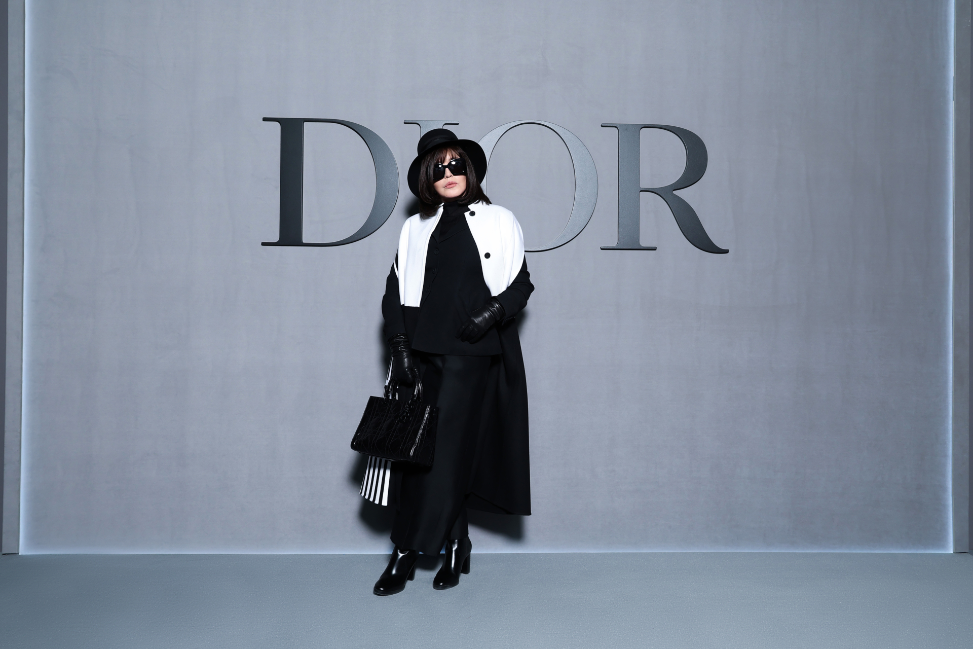 Paris Moda Haftası: İsabelle Adjani 