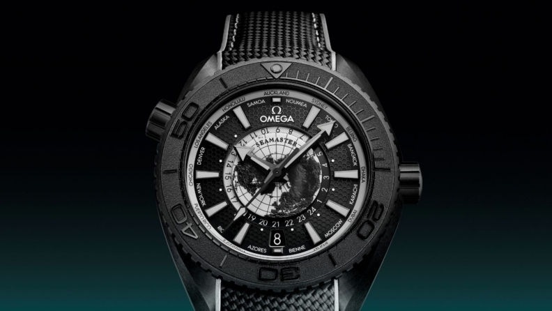 OMEGA’nın yeni Seamaster Planet Ocean Worldtimer modeli iki farklı renk seçeneğiyle tanıtıldı