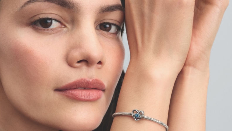 Pandora ile baharı karşıla