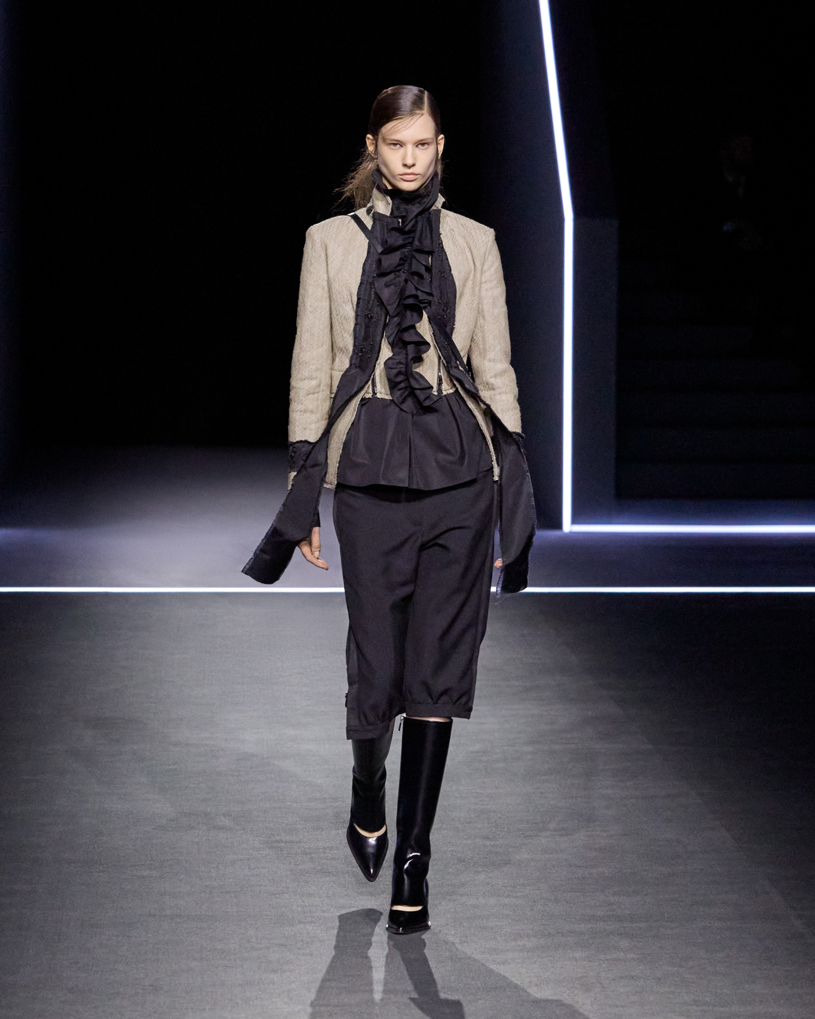 Paris Moda Haftası: Dior 2025-26 Sonbahar/Kış