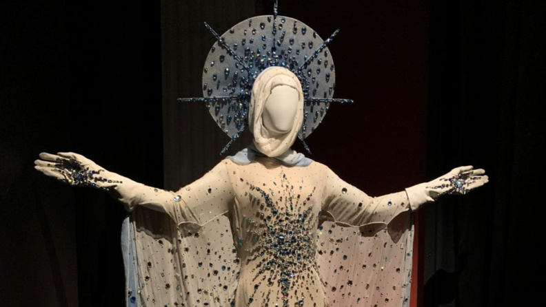 Bence en punk şey şapkacı olmaktı: Stephen Jones