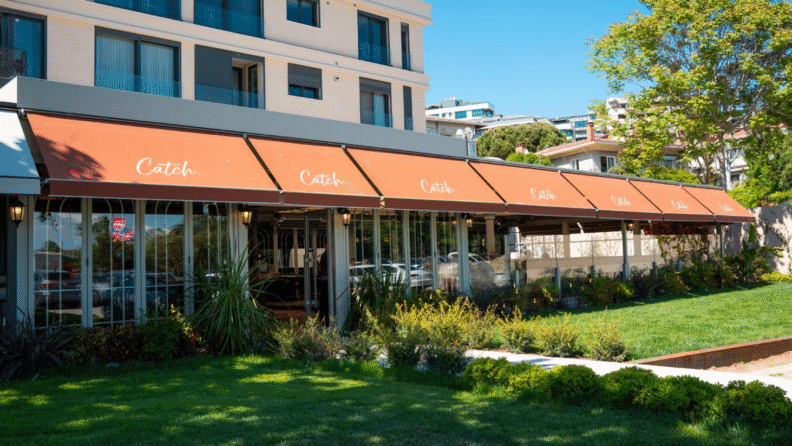 Gastronomi, müzik ve deneyim tasarımının Anadolu Yakası’ndaki yeni temsilcisi: Catch!