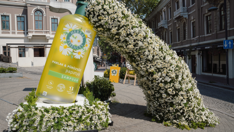 Herbal Essences ile Akaretler’i Papatyalar Sardı!