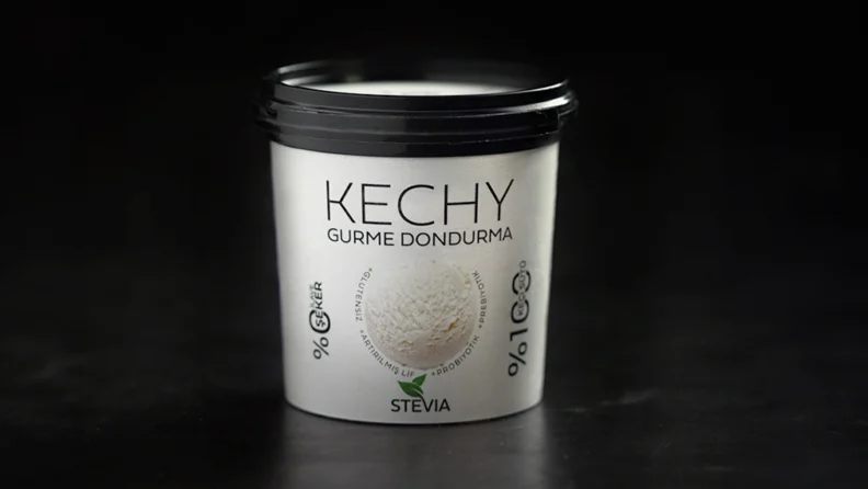 Kechy Dondurmayı Yeniden Yorumluyor: Glütensiz ve İlave Şekersiz Dondurma