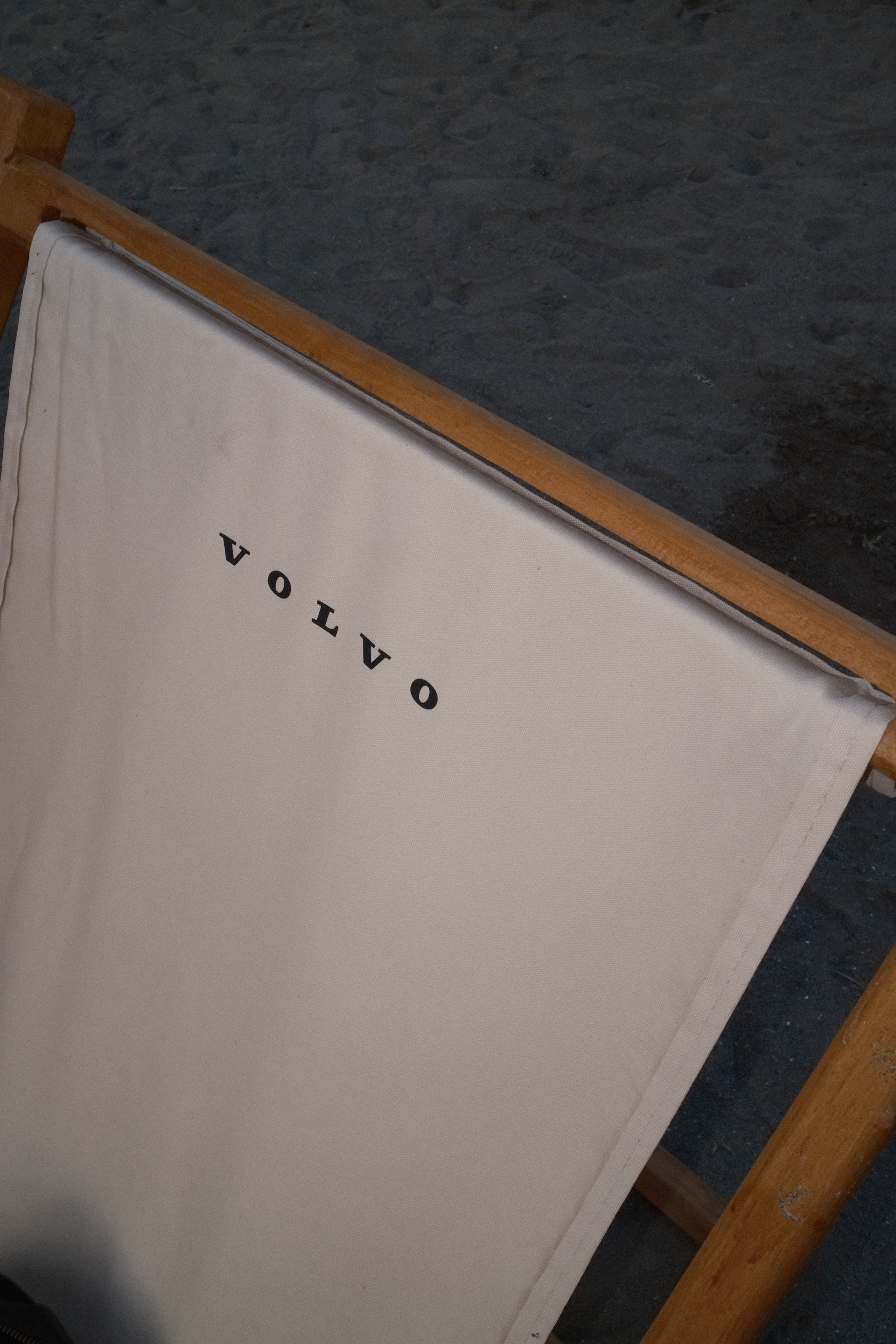 2-gun-1-otomobil-ex30la-akyaka