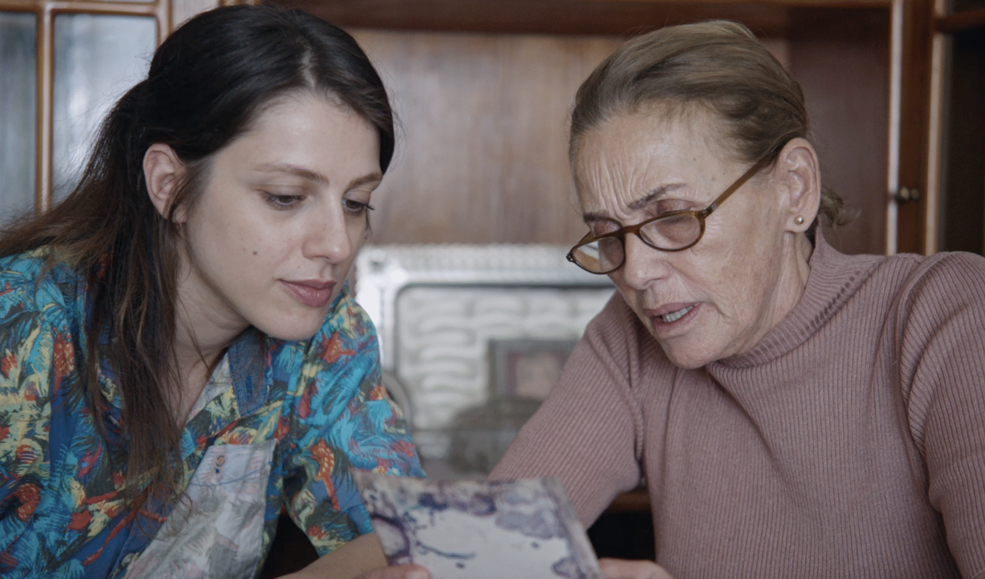 dilan-hakkinda-konusmaliyiz-tarihin-ortanca-cocuklarina-bakis