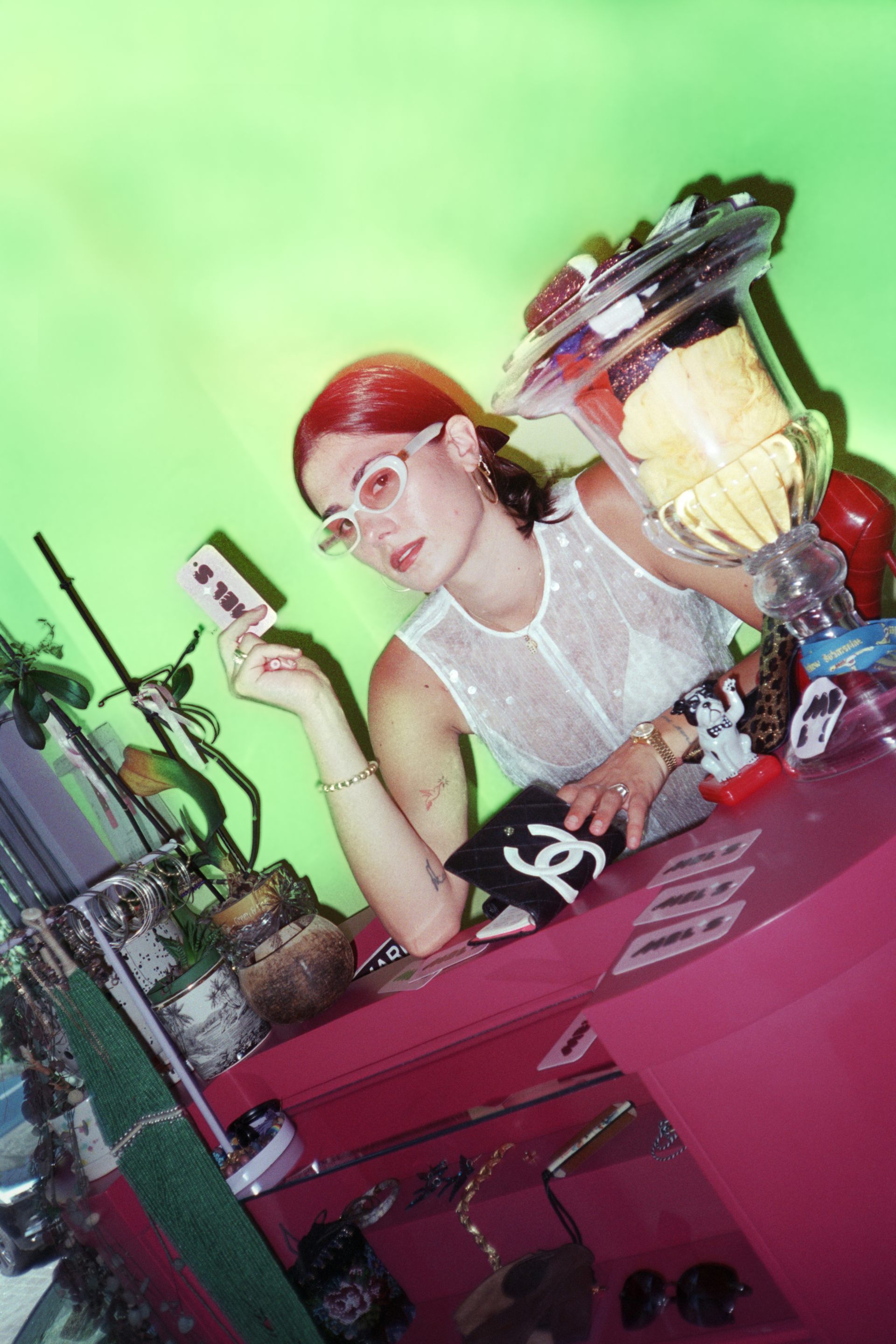 kadinlari-merkeze-alan-bir-bakisnil-silacinin-gozunden-mels-vintage