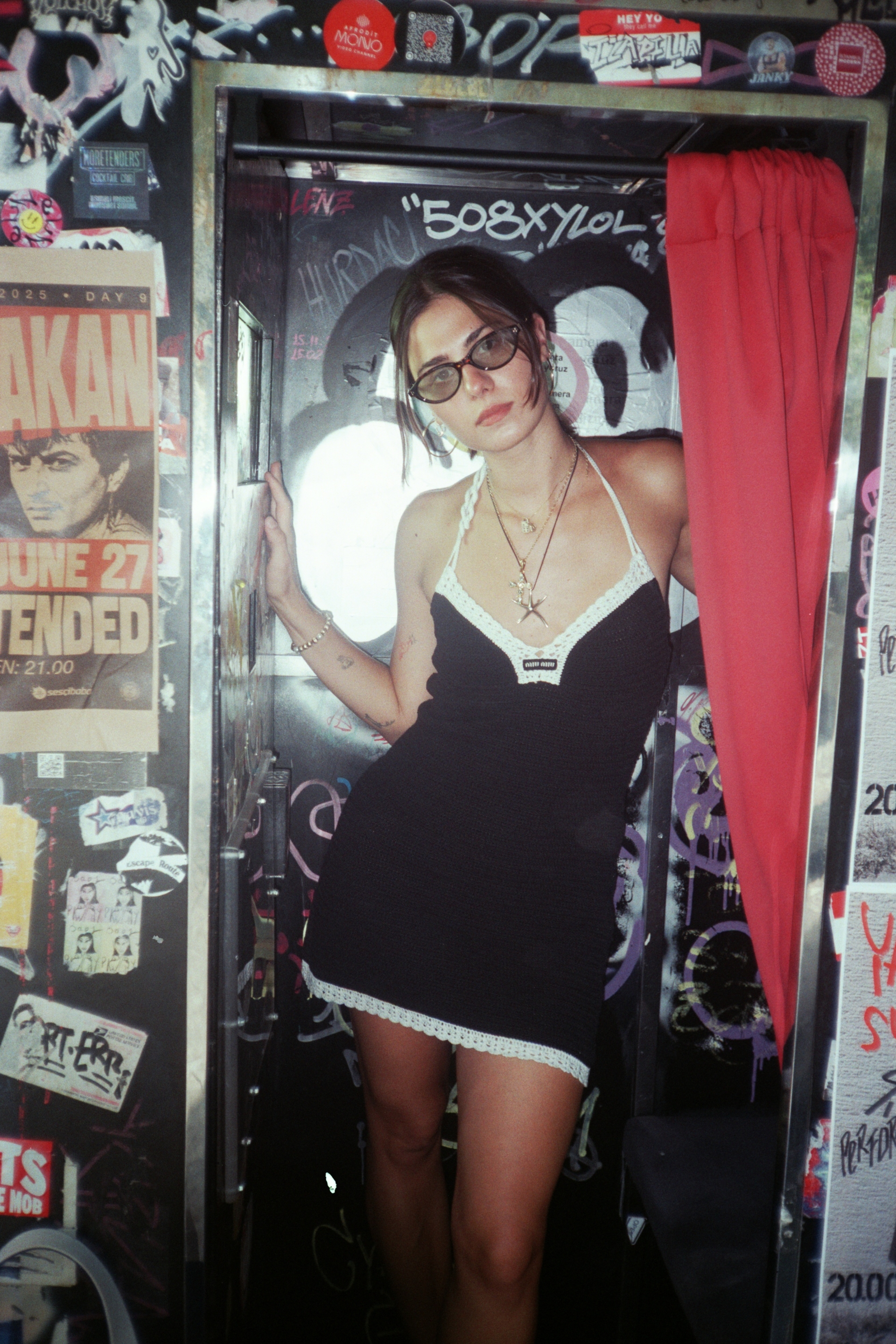 kadinlari-merkeze-alan-bir-bakisnil-silacinin-gozunden-mels-vintage