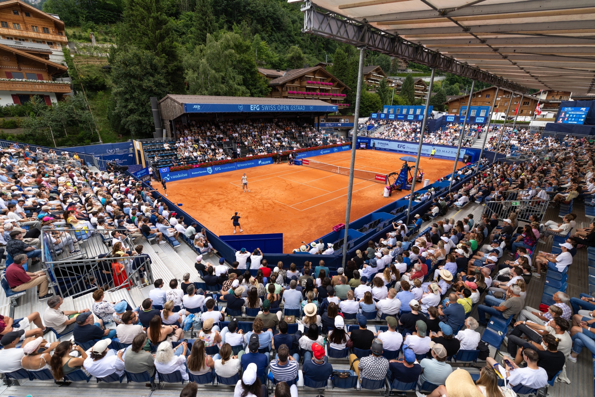 rado-teniste-40-yilini-kutladi