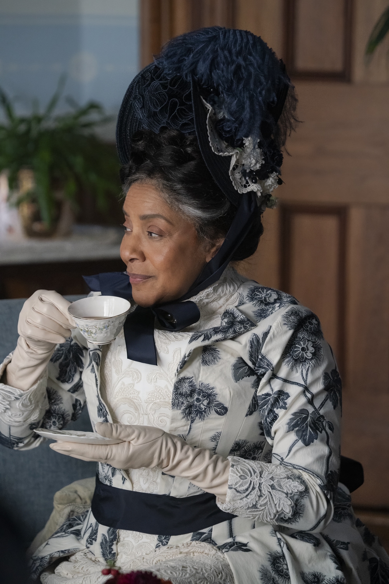 
the-gilded-ageden-yeni-sezonguc-ask-ve-oy-hakki

