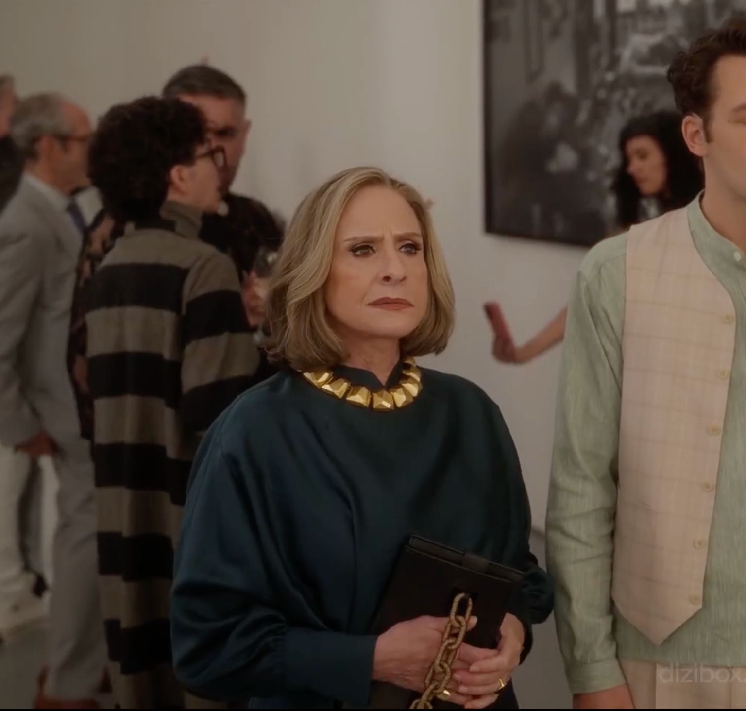 serena-uziyel-tasarimi-and-just-like-thatin-ucuncu-sezonunda-dunya-sahnesinde