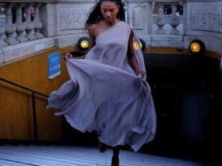 Arzu Kaprol SS 2026: “Beyond Visible / Görünenin Ötesi” Paris Moda Haftası'nda