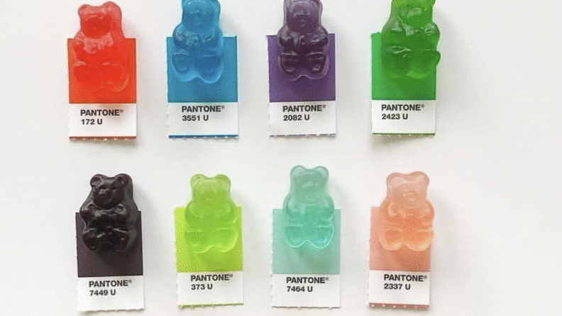 Bu sezonun rengi: Dolabımızda ne varsa