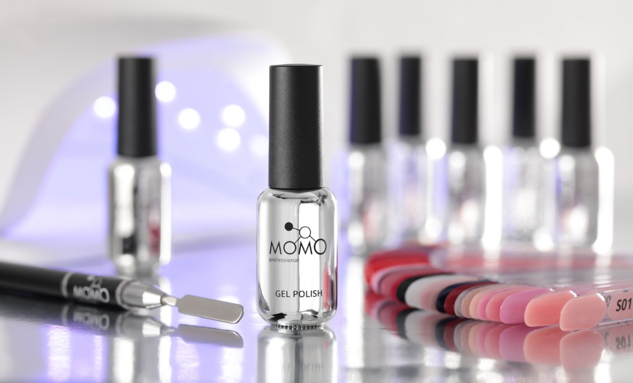 Momo Professional, gri aynalı şişe tasarımıyla fark yaratıyor