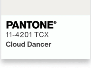 Pantone 2026’nın rengi Cloud Dancer’ın moda dili