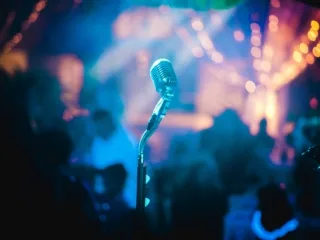 Her şeyin bir hikayesi olmak zorunda mı?