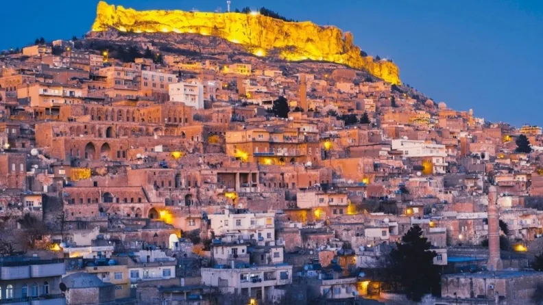 Türkiye’de gizlenen tarihle buluşma: Mardin’e seyahat rehberi