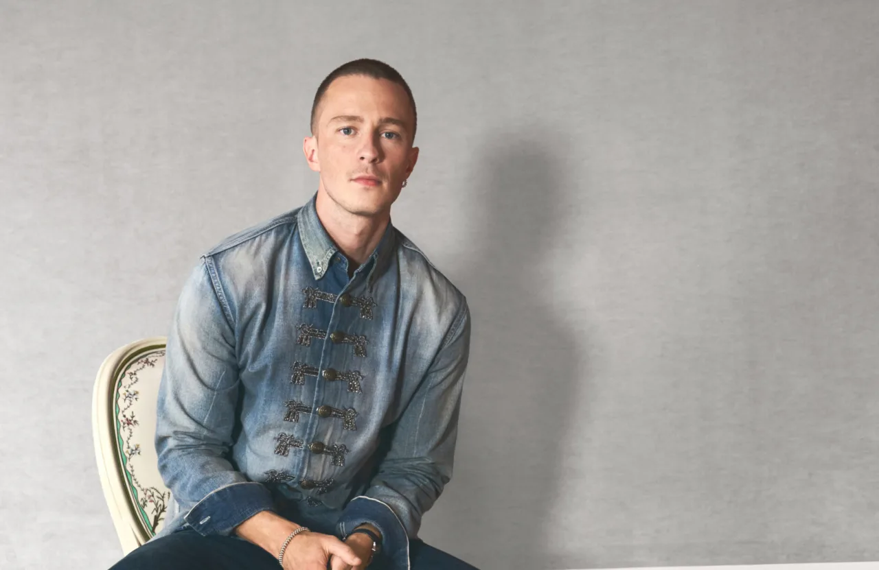 Yeni Dior elçisi Drew Starkey'i tanıyalım