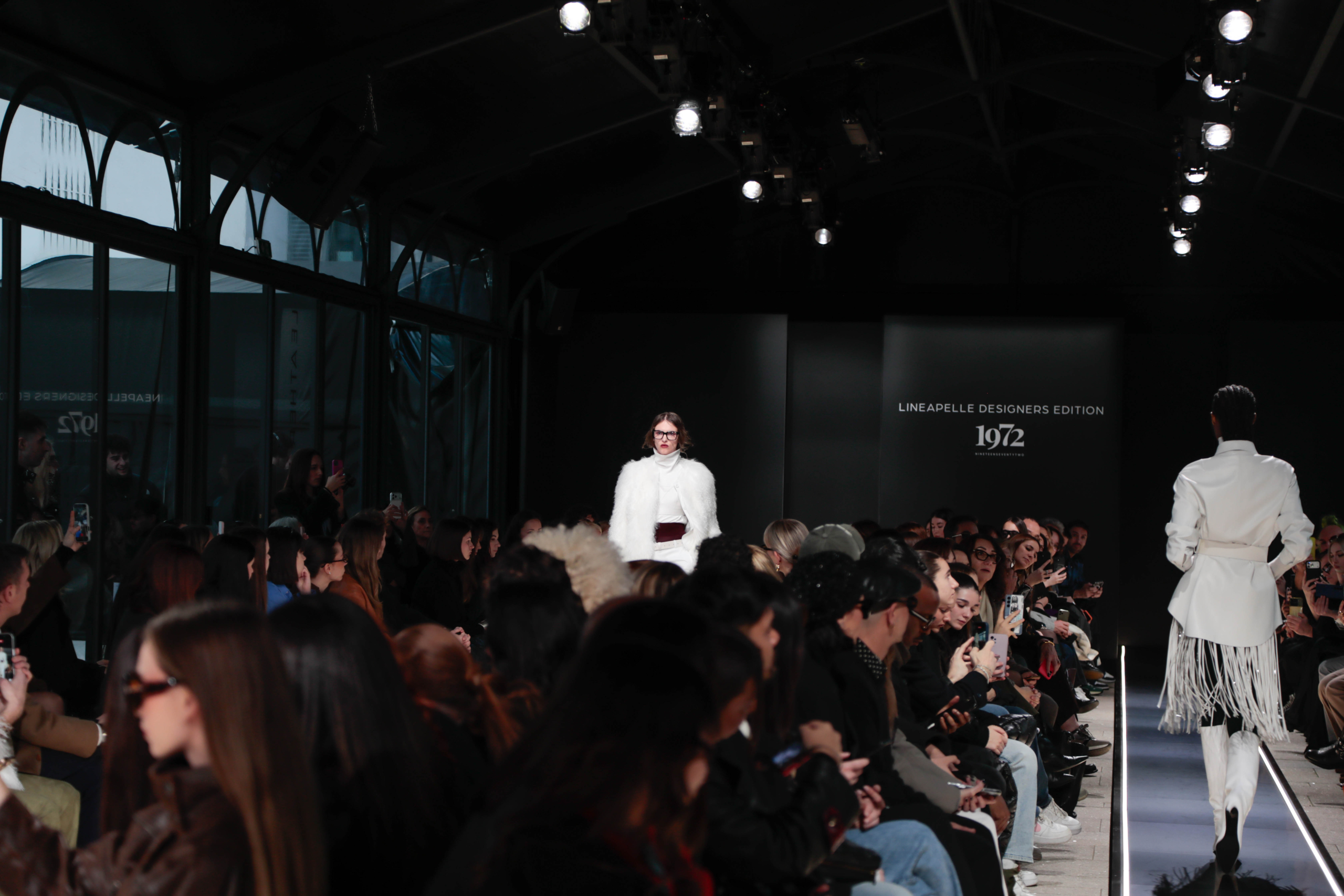 1972 DESA, “Shades of Seduction” koleksiyonuyla Milano Moda Haftası sahnesine çıktı