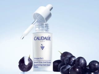 Caudalie ile daha eşit bir cilt görünümü için destekleyici bakım