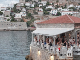 Mango'dan Yunanistan'da 