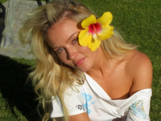 Sizi Zara Larsson’ın sahnesine çıkarabilecek kombin fikirleri