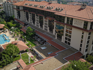 Şehrin kalbinde bir yaz rotası: Grand Hyatt İstanbul