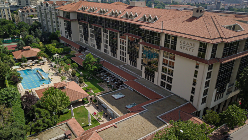 Şehrin kalbinde bir yaz rotası: Grand Hyatt İstanbul