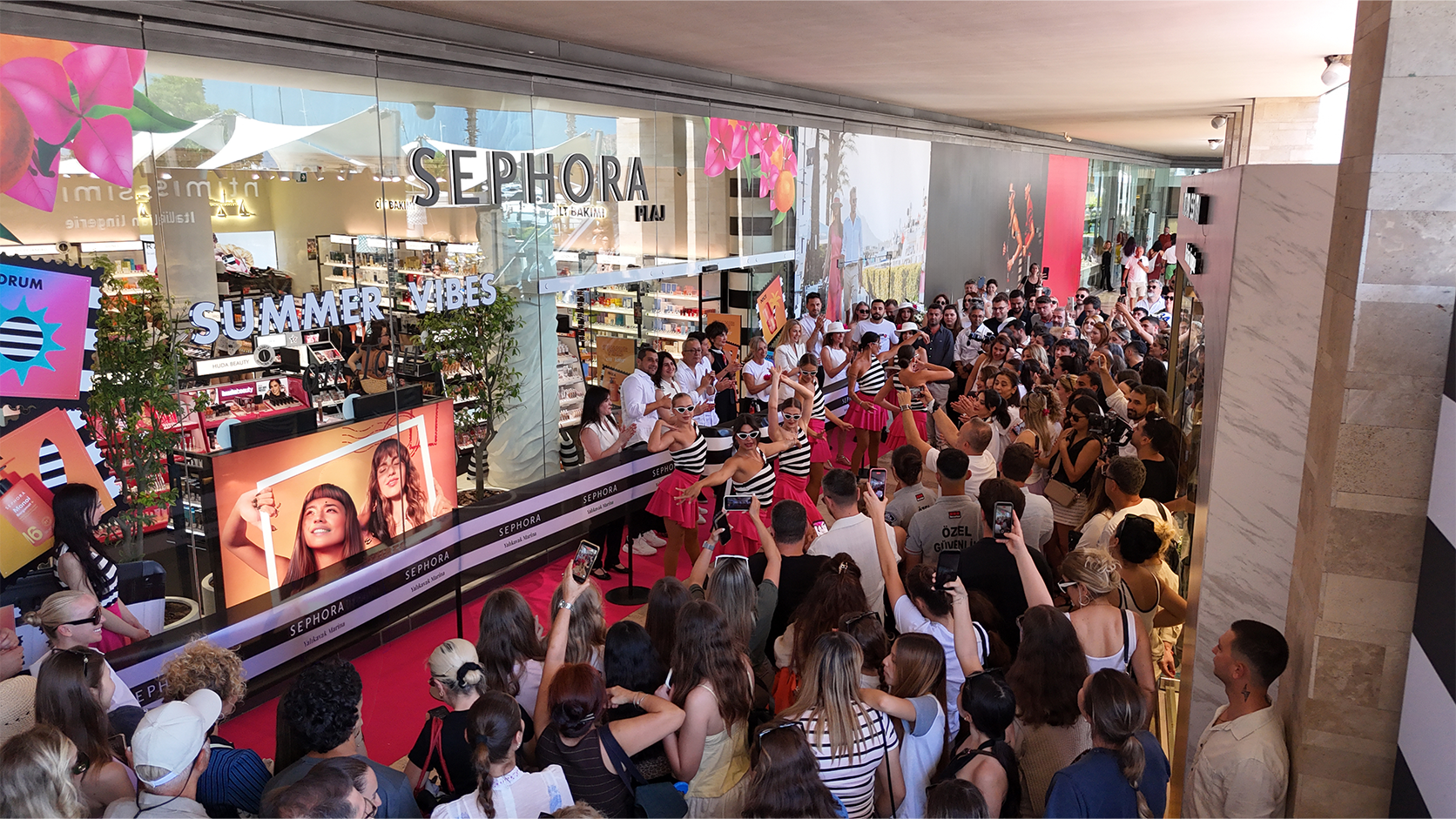 Sephora, Bodrum’daki ilk mağazasının açılışını öze