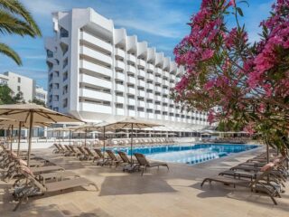 Ege'de doğayla yeniden bağ kuracağınız bir kaçış: Club Beyy Resort