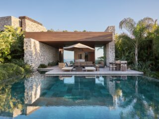 Mimari ve doğanın kusursuz uyumu: Island Villa