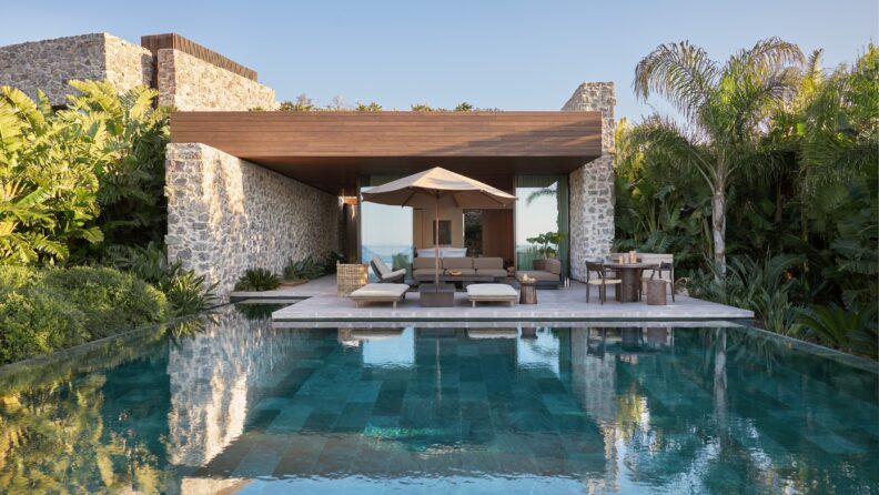 Mimari ve doğanın kusursuz uyumu: Island Villa