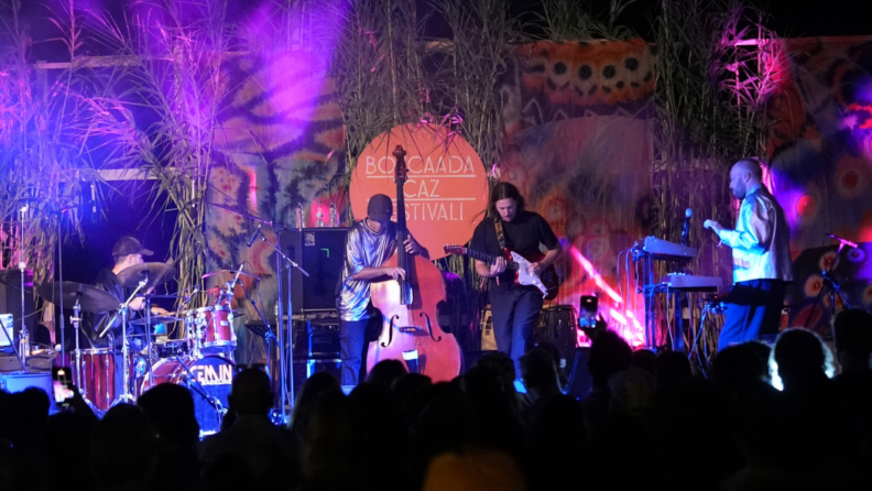 Bozcaada Caz Festivali’nde 10. yıl: Müziğin ve adanın ritminde yeni T-Roc