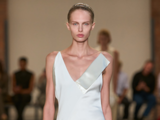 Calvin Klein İlkbahar 2027 koleksiyonu ile New York’ta