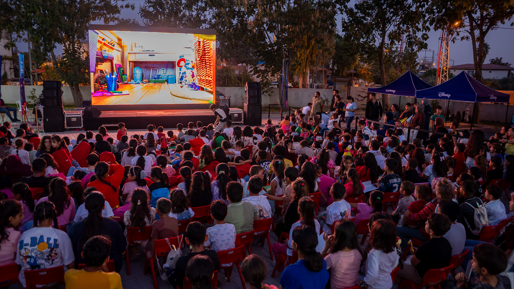 Disney Hataylı çocuklara umut ve neşe dolu bir gün yaşattı